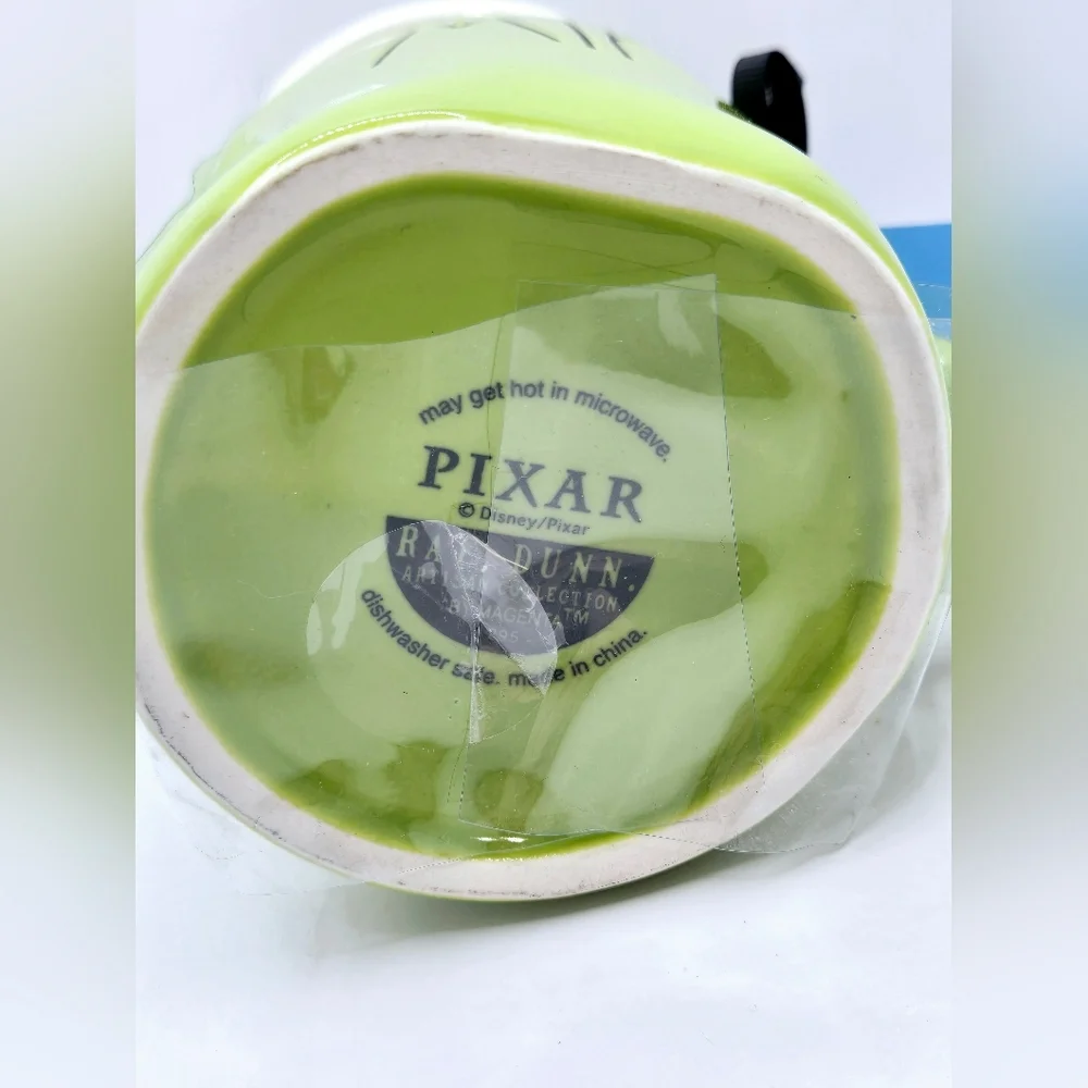 Rae‎ Dunn Disney Pixar Monsters Inc Mike Wazowski Green Mug w/ Lid Topper